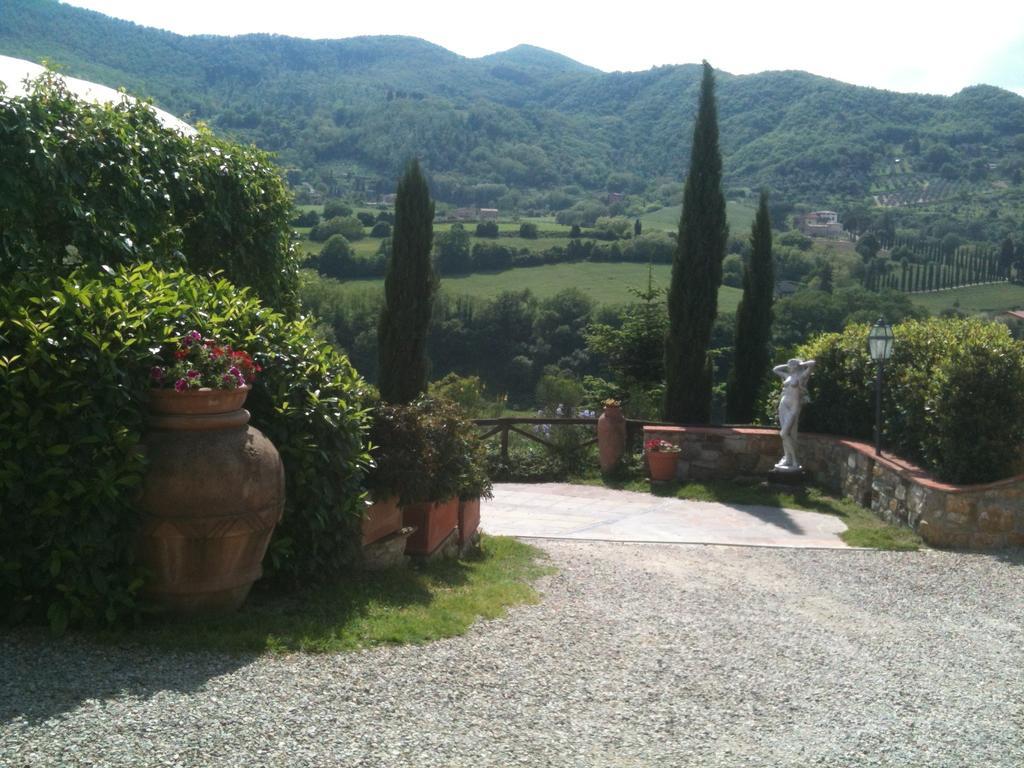 B&B Pino Del Capitano Dicomano Exteriör bild