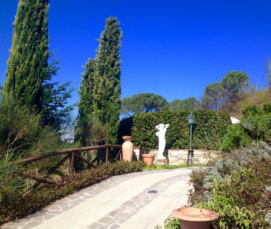 B&B Pino Del Capitano Dicomano Exteriör bild