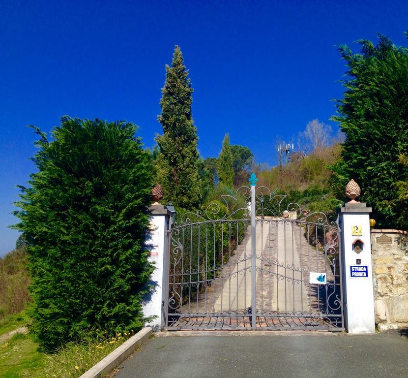 B&B Pino Del Capitano Dicomano Exteriör bild