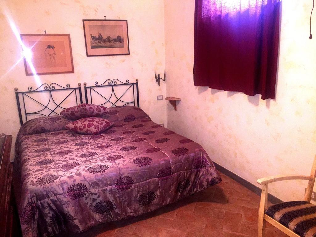 B&B Pino Del Capitano Dicomano Exteriör bild