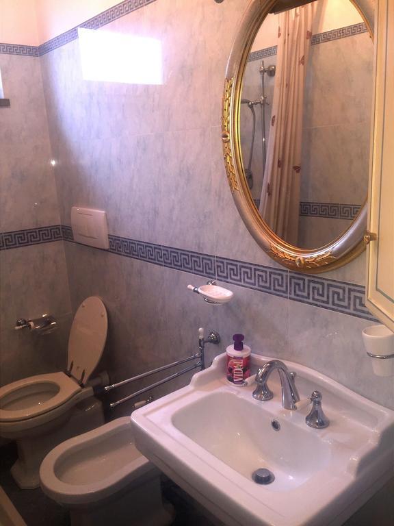 B&B Pino Del Capitano Dicomano Exteriör bild