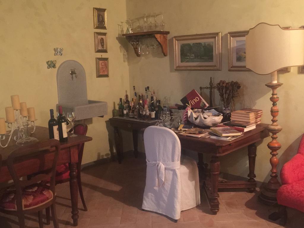B&B Pino Del Capitano Dicomano Exteriör bild